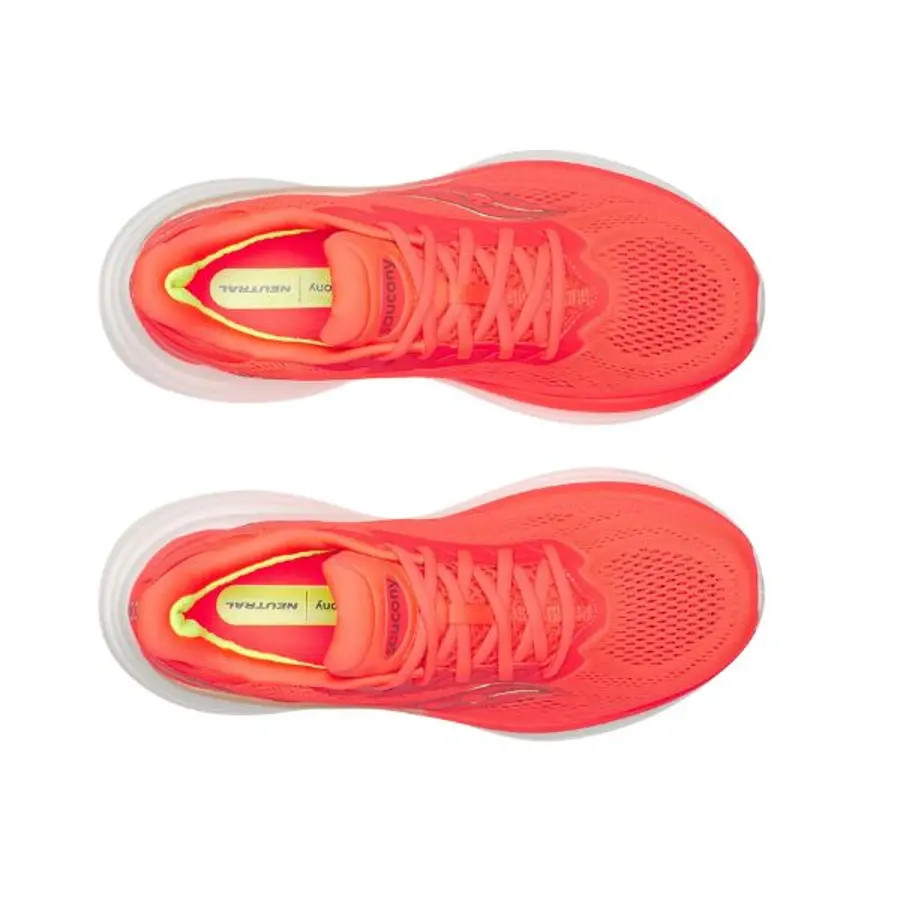 SAUCONY Triumph 24 W