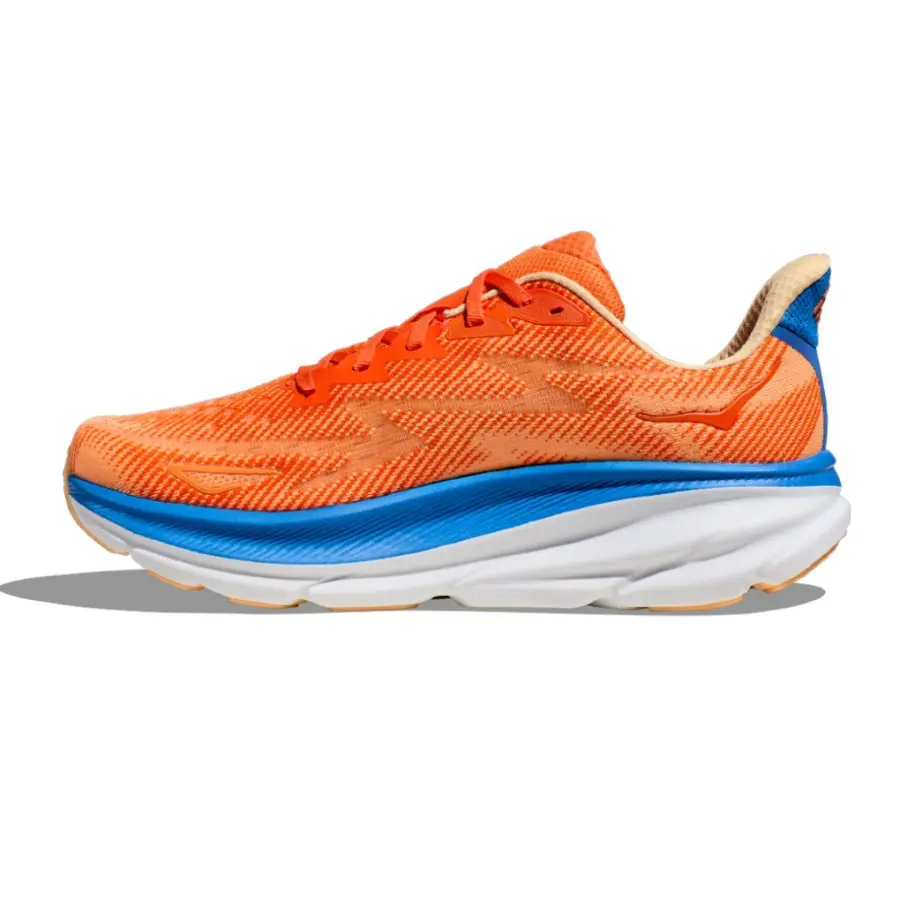 HOKA Clifton 9 M