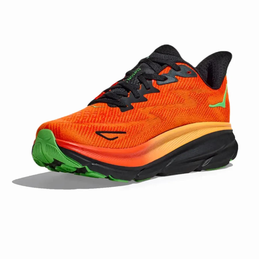 HOKA Clifton 9 M